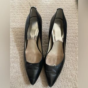 Michael Kors black leather pumps